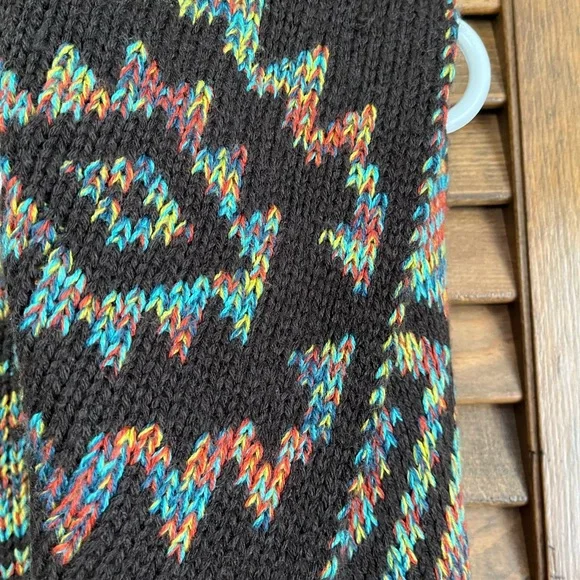 JohnPaulRichard Sweater Vest Small - Picture 7 of 7